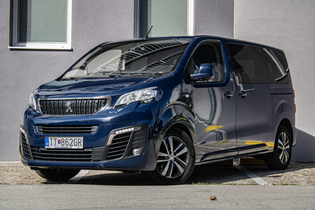 Peugeot Traveller  2.0 BlueHDi Active Standard