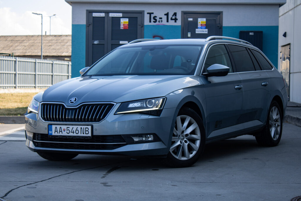 Škoda Superb Combi 2.0 TDI Style DSG