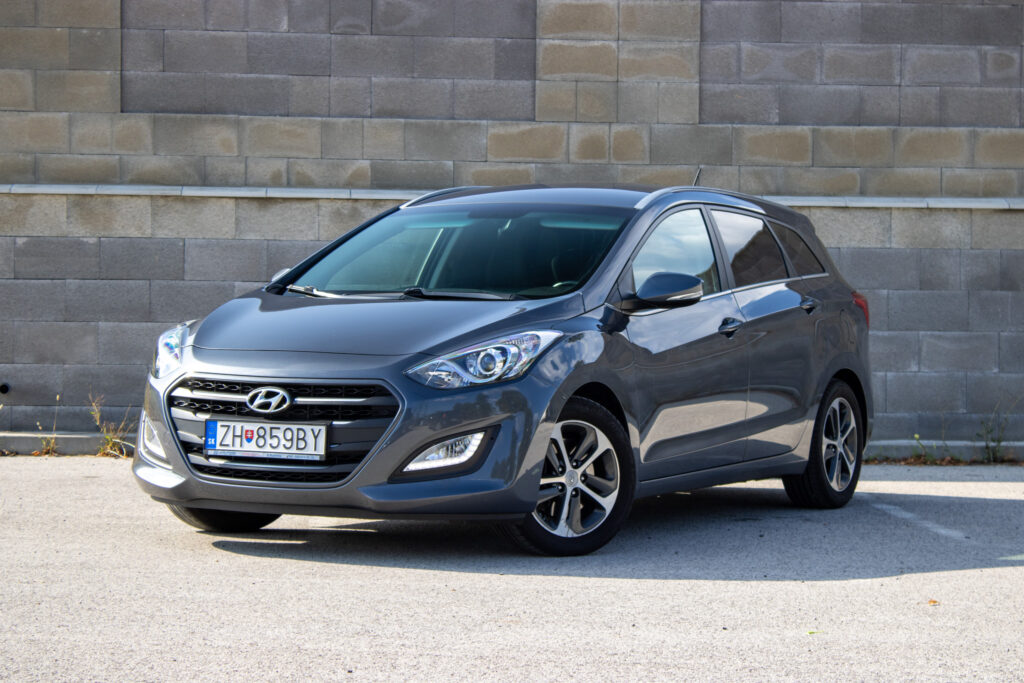 Hyundai i30 1.6i MPI DOHC CVVT Family