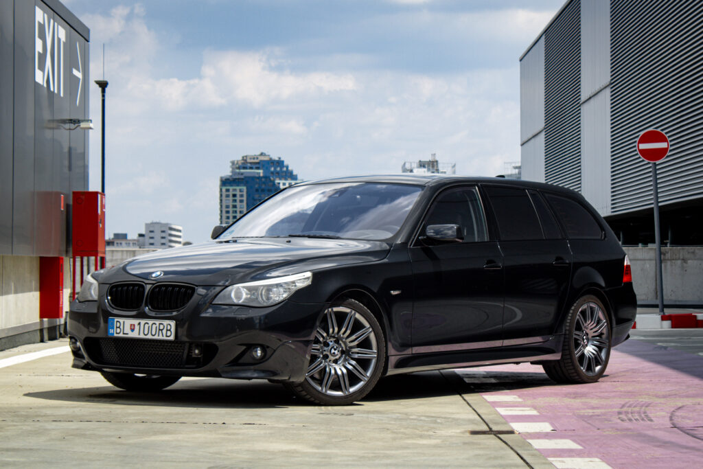 BMW Rad 5 Touring 550 i A/T