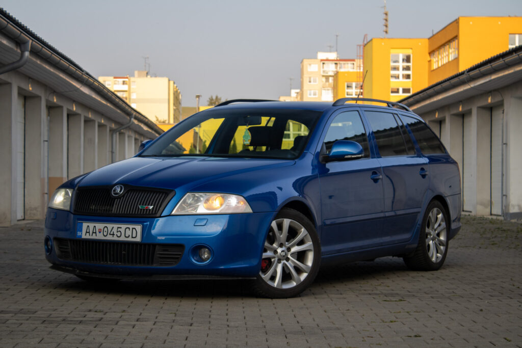 Škoda Octavia Combi 2.0 TFSI RS