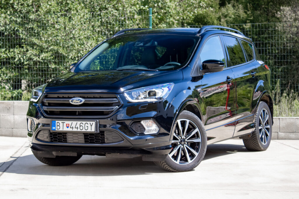 Ford Kuga / ST LINE/ AUTOMAT/ 230HP/ TOP STAV/