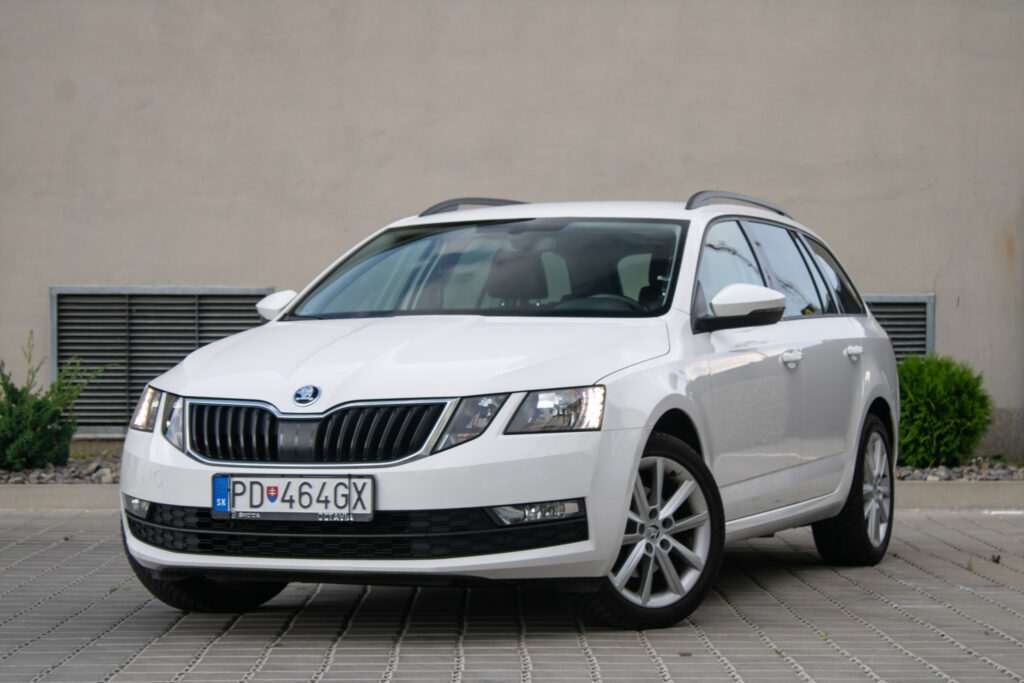 Škoda Octavia Combi 2.0 TDI Style DSG 4x4