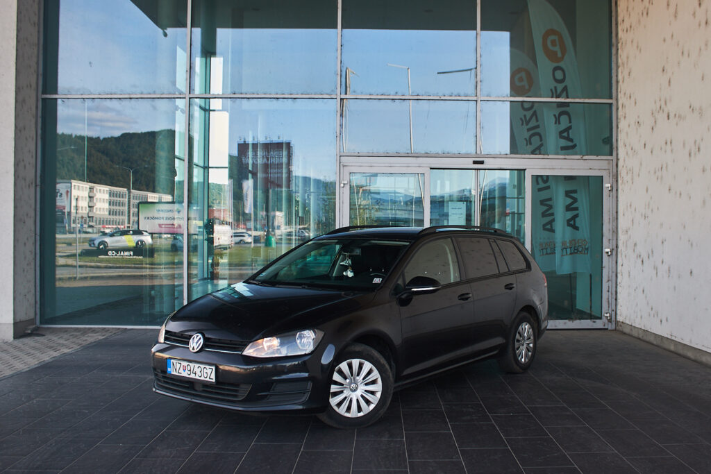 Volkswagen Golf Variant 1.6 TDI BMT Trendline Slovakia EU6