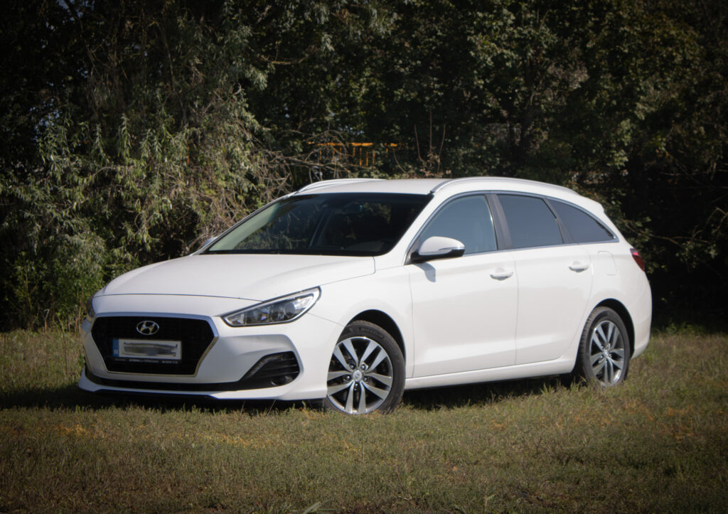 Hyundai i30 1.4i Family