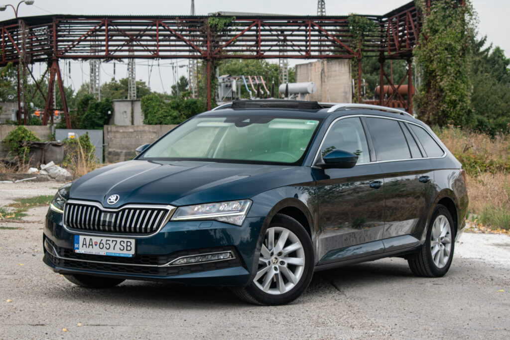 Škoda Superb Combi 2.0 TDI SCR Style DSG