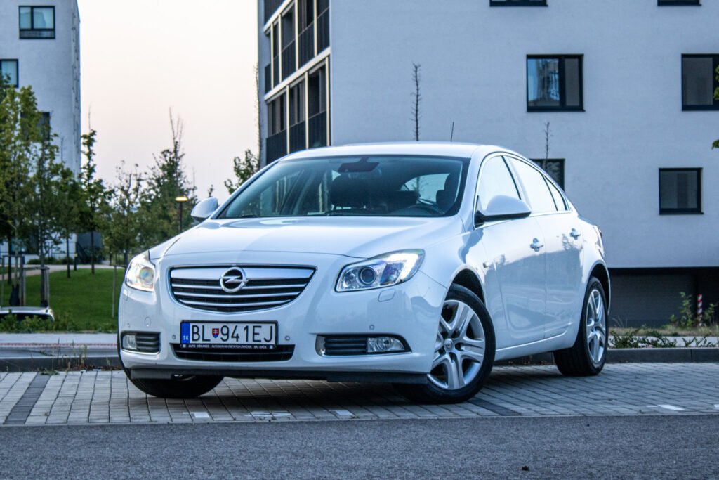 Opel Insignia 2.0 CDTI 130k