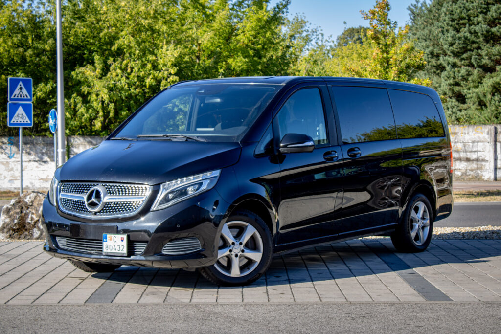 Mercedes-Benz V trieda V220 d lang A/T