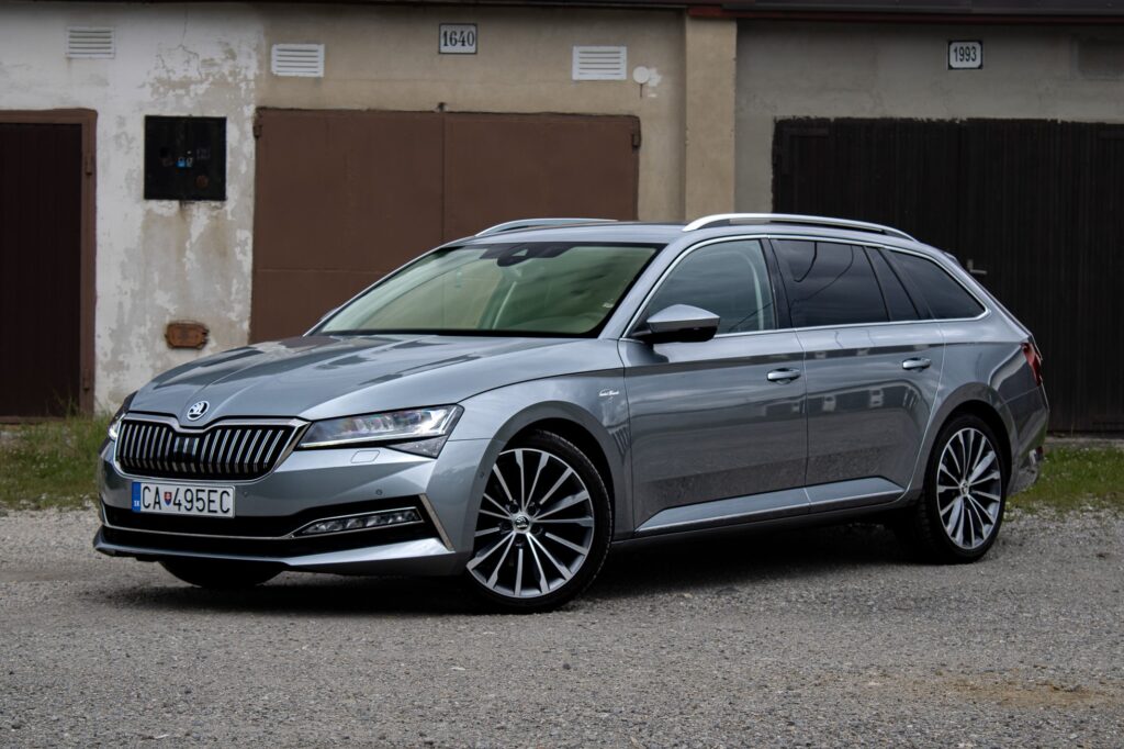 Škoda Superb Combi 2.0 TDI SCR L&K DSG