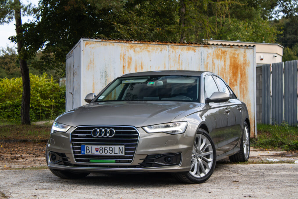 Audi A6 3.0 TDI DPF 272k quattro S tronic