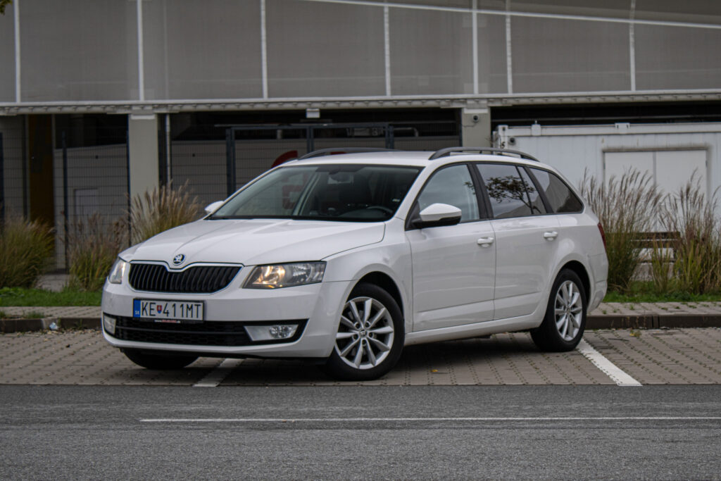 Škoda Octavia Combi 2.0 TDI Ambition DSG