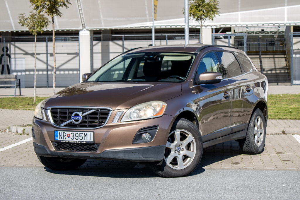 Volvo XC60 2.4D AWD Momentum Geartronic