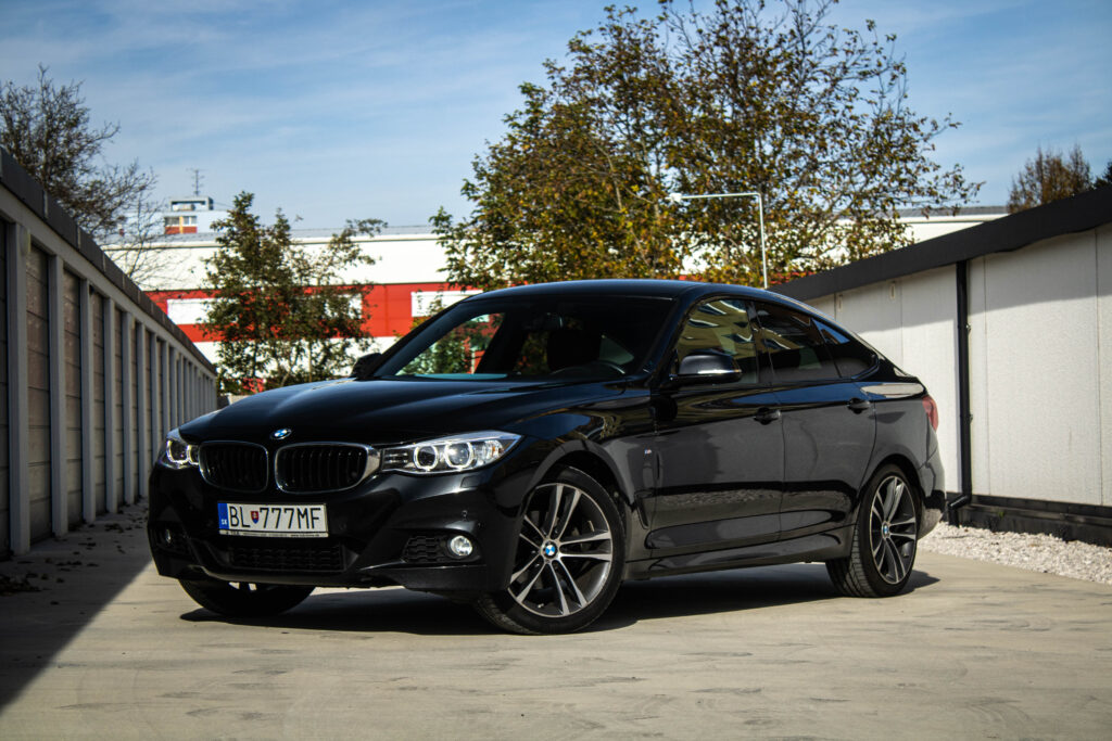 BMW Rad 3 320d xDrive Sport Line A/T