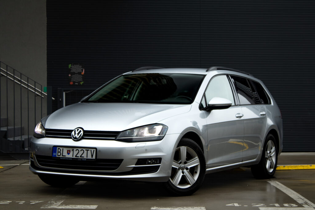 Volkswagen Golf 2.0 TDI BMT 150k Highline DSG EU6