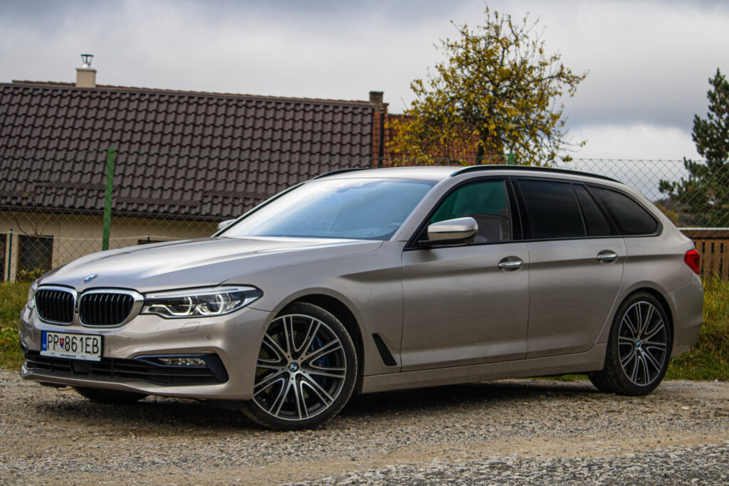 BMW Rad 5 Touring 530d xDrive