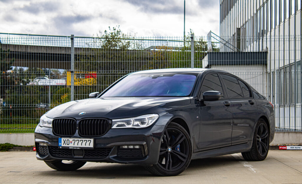 BMW Rad 7 740d xDrive A/T