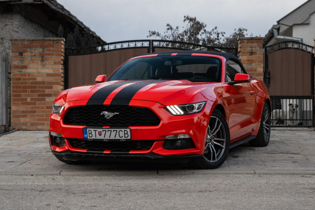 Ford Mustang 2.3 EcoBoost A/T