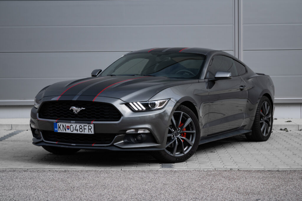 Ford Mustang 2.3 EcoBoost A/T