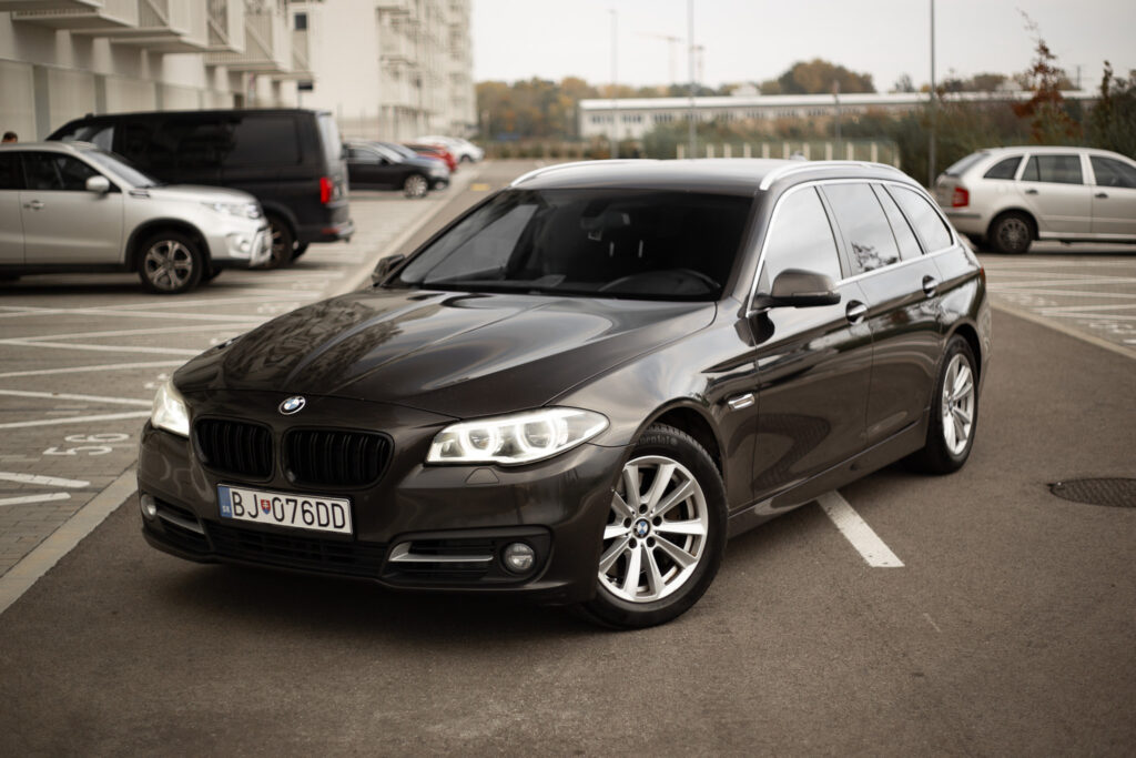 BMW Rad 5 Touring 530d xDrive