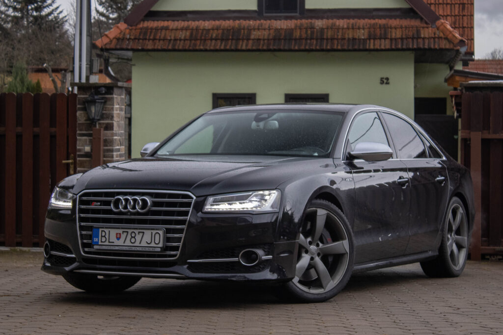 Audi S8 4.0 TFSI V8 Quattro Tiptronic