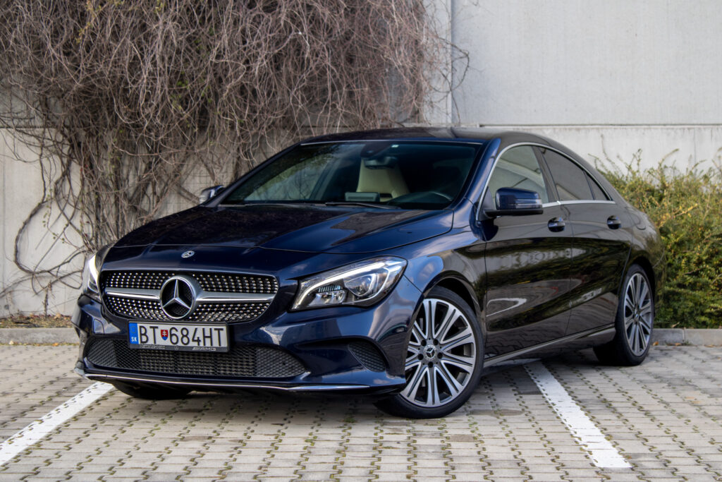 Mercedes-Benz CLA Kupé 250 AMG Line A/T