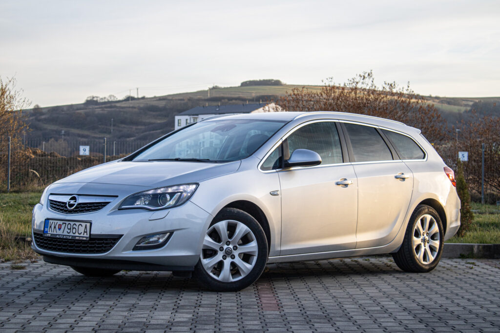 Opel Astra Sport Tourer