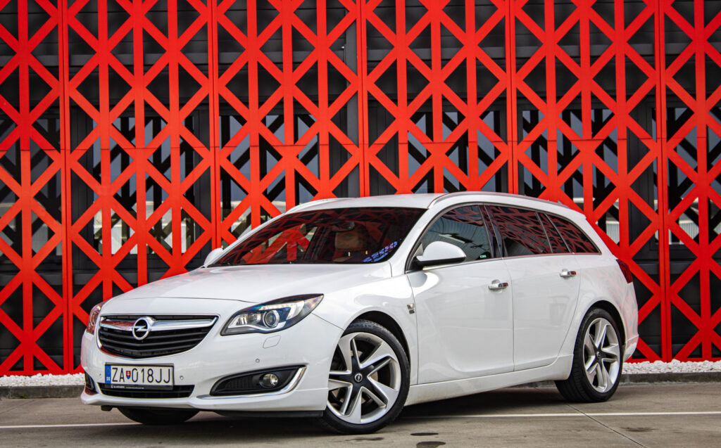 Opel Insignia ST 2.0 CDTI 170k Sport  AT6