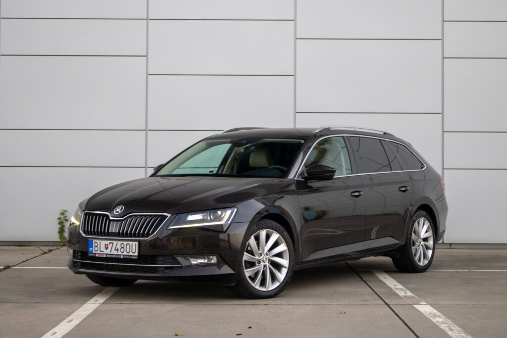 Škoda Superb Combi 2.0 TDI 190k 4x4 Style DSG EU6