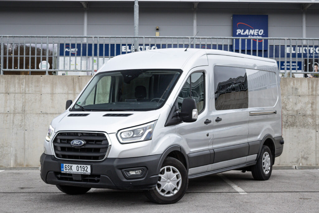 Ford Transit Kombi 2.0 TDCi A/T L3H2