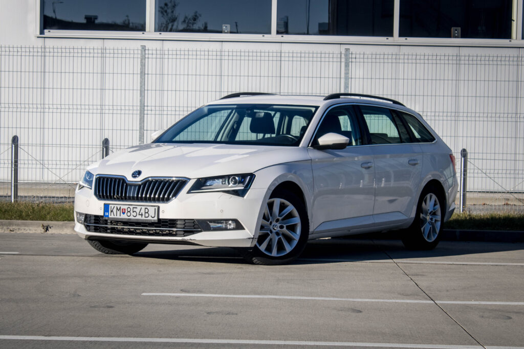 Škoda Superb Combi 2.0 TDI 190k 4x4 Style DSG EU6