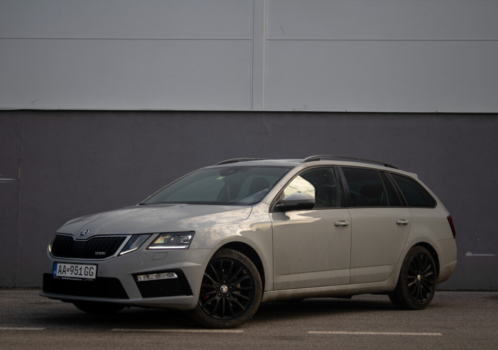 Škoda Octavia Combi 2.0 TDI RS