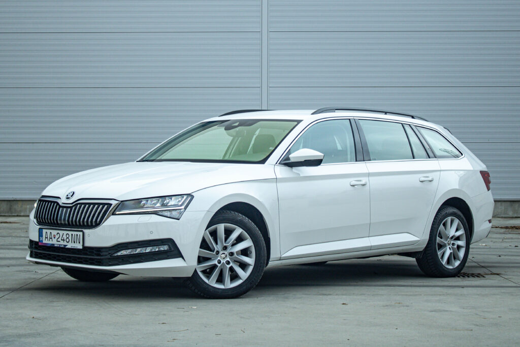 Škoda Superb Combi 2.0 TDI SCR 4x4 DSG