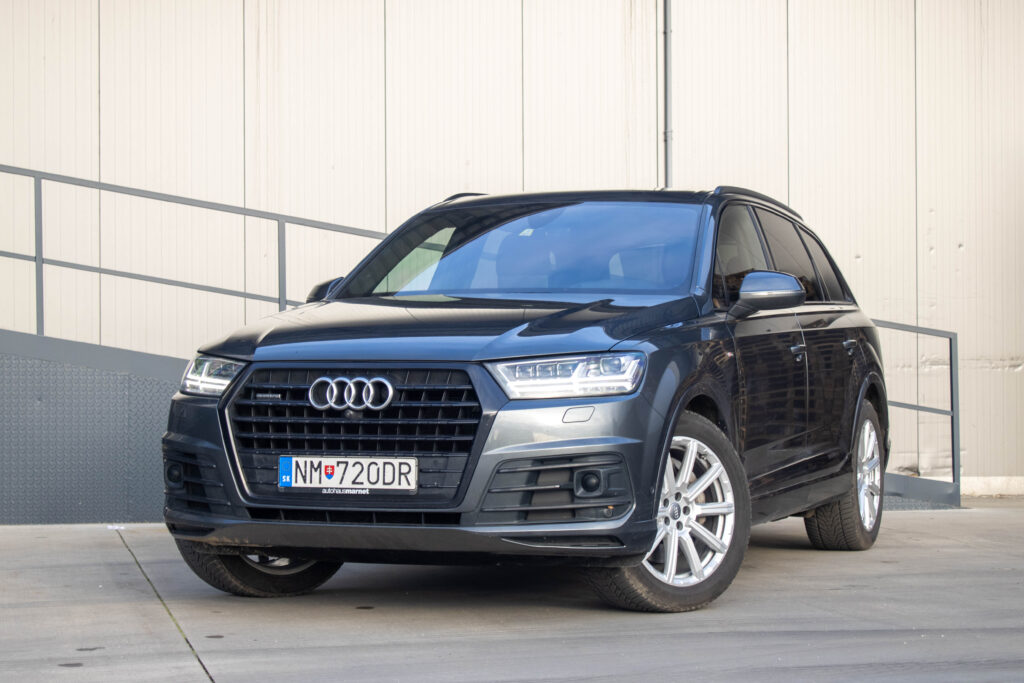 Audi Q7 3.0 TDI 272k S-LINE QUATTRO 7-miest TIPTRONIC 8-st. Odpočet DPH