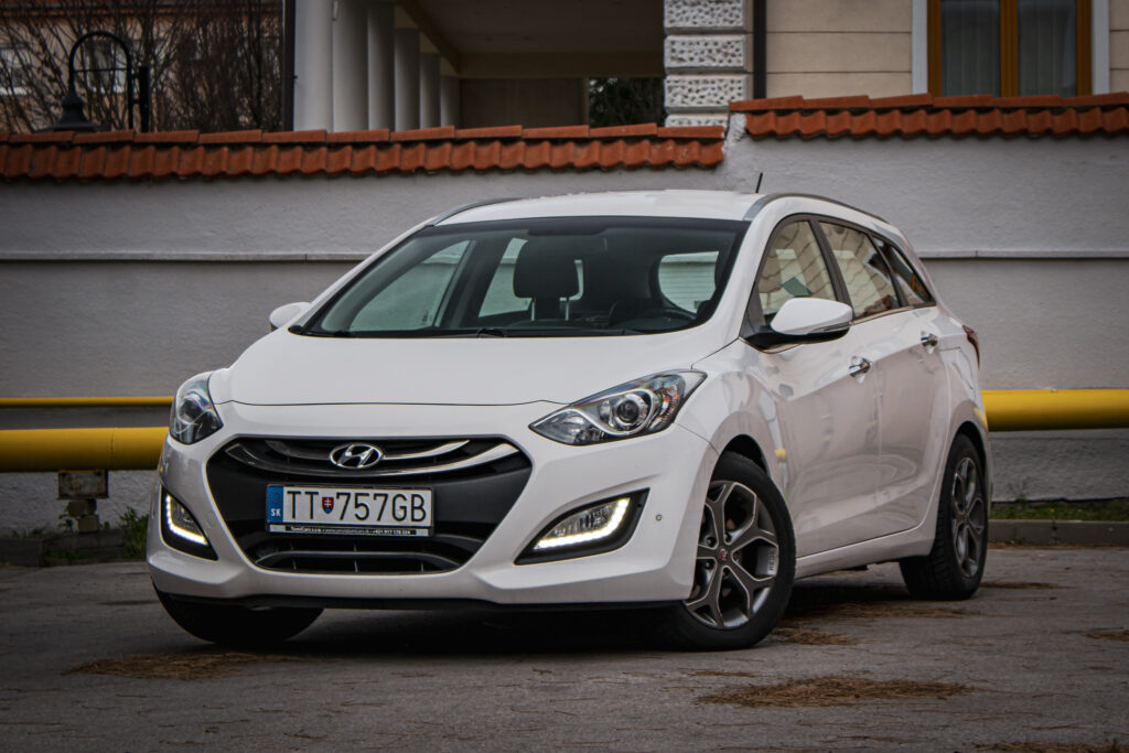 Hyundai i30 1.6 GDI DOHC Style