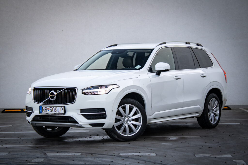 Volvo XC90 XC 90 D5 235k Drive-E Momentum 7m AWD A/T