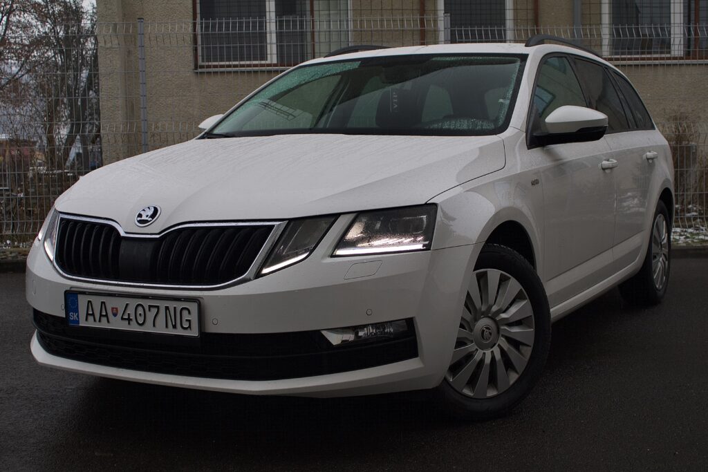 Škoda Octavia Combi 2.0 TDI SCR Style DSG