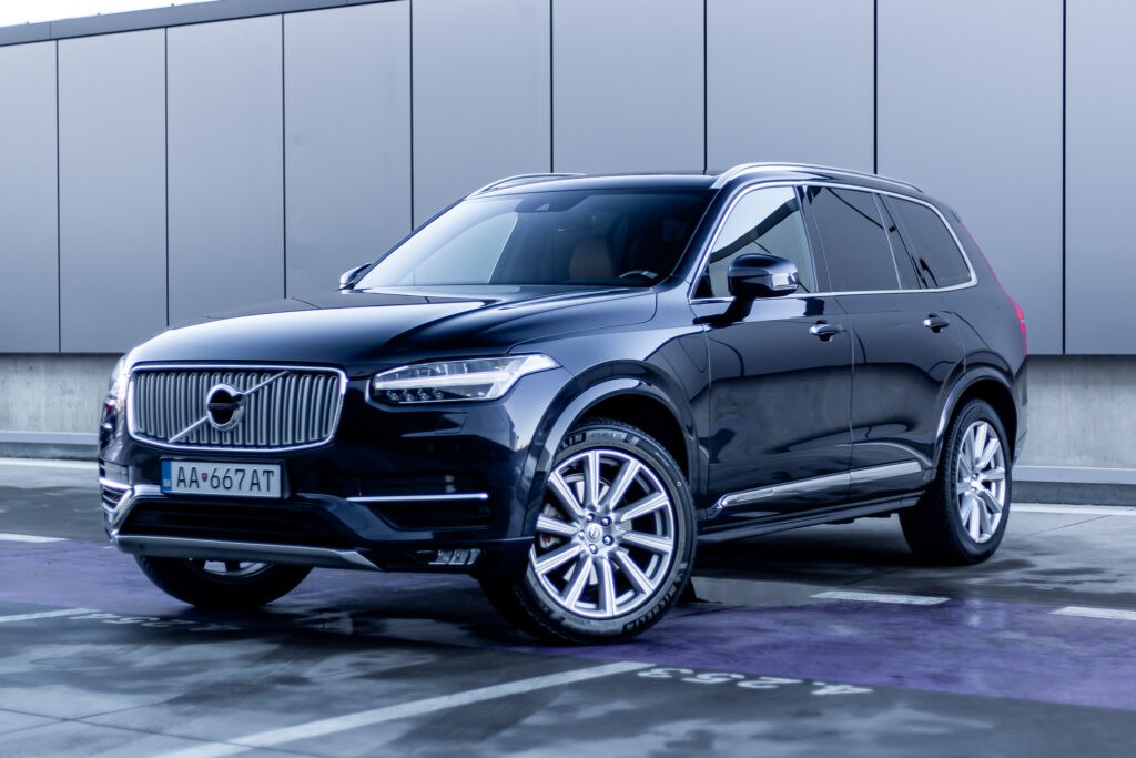 Volvo XC90 / T5/ Inscription/ AWD/ Winter PRO/ Business PRO/ v Záruka