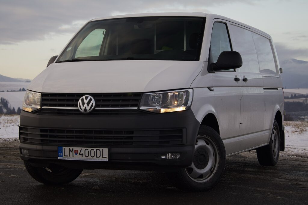 Volkswagen T6 Transporter WV   A/T, 150kW