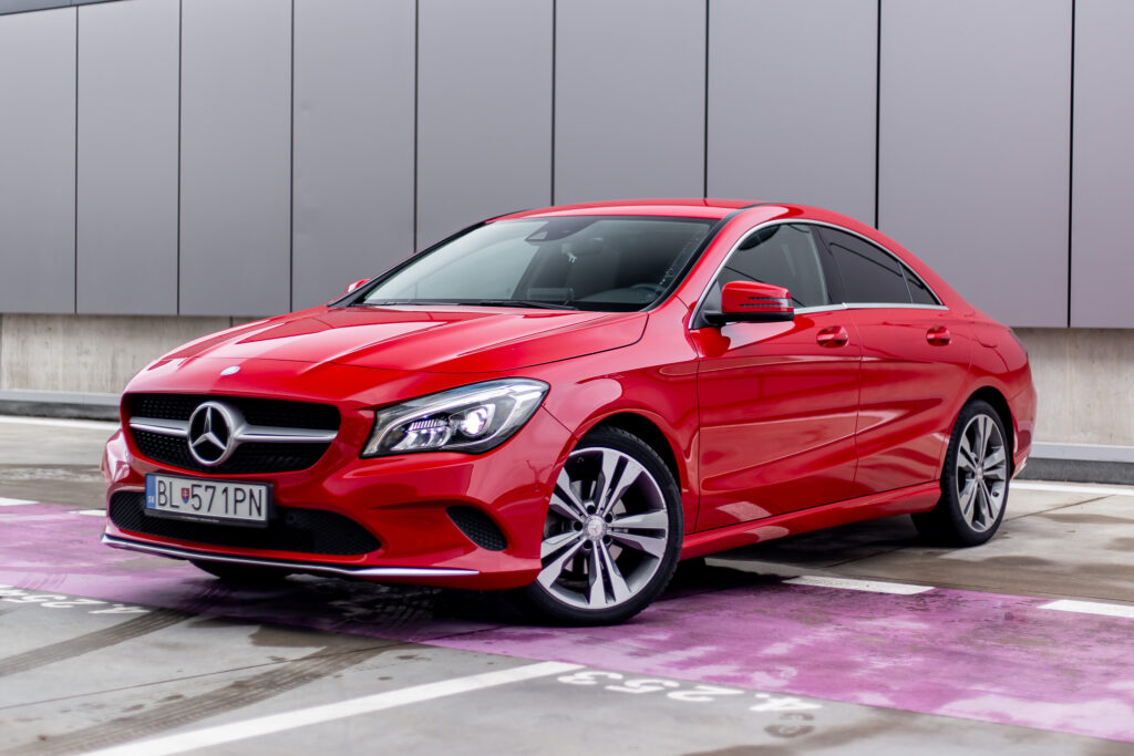 Mercedes-Benz CLA Kupé 180 Urban A/T