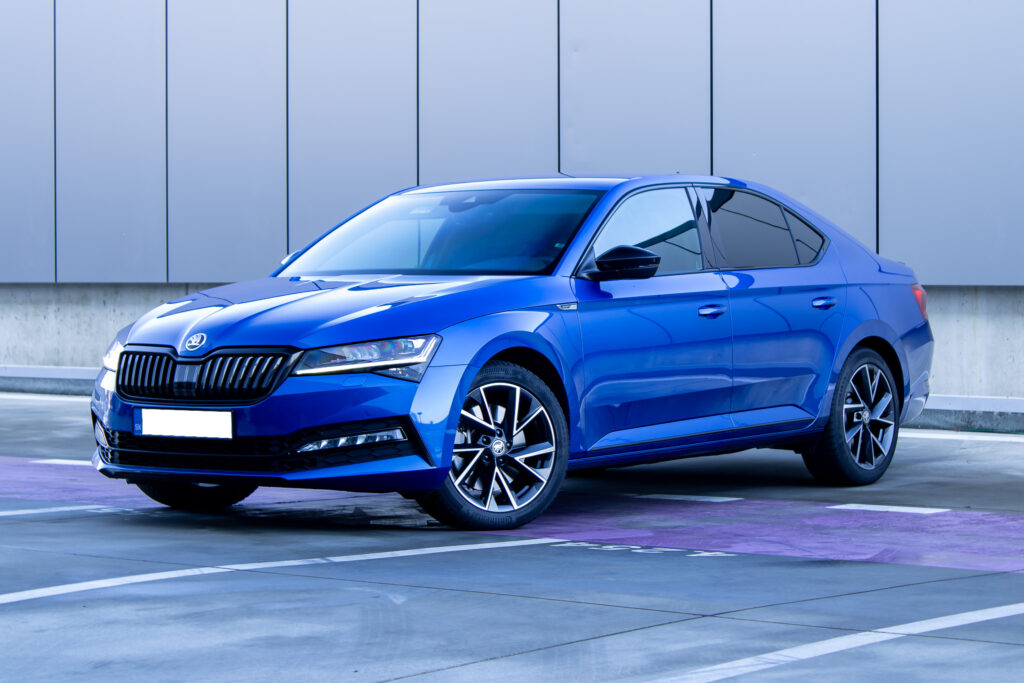 Škoda Superb / Sportline/ 4X4/ 2.0 TSI/ 206kw/ DSG/ LED Matrix/ DCC/ Nezávisle kúrenie/