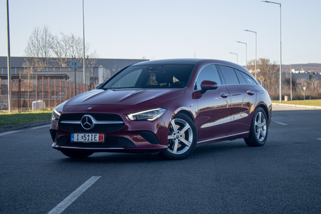 Mercedes-Benz CLA Shooting Brake SB 220 d A/T