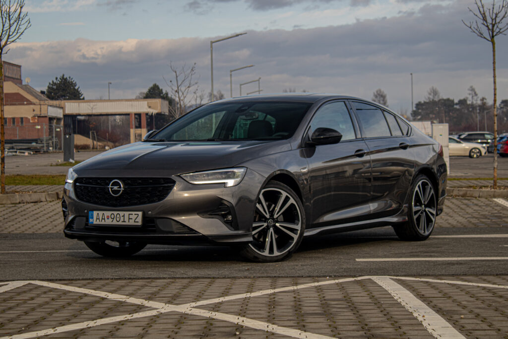 Opel Insignia 2.0 Turbo S&S GS Line A/T