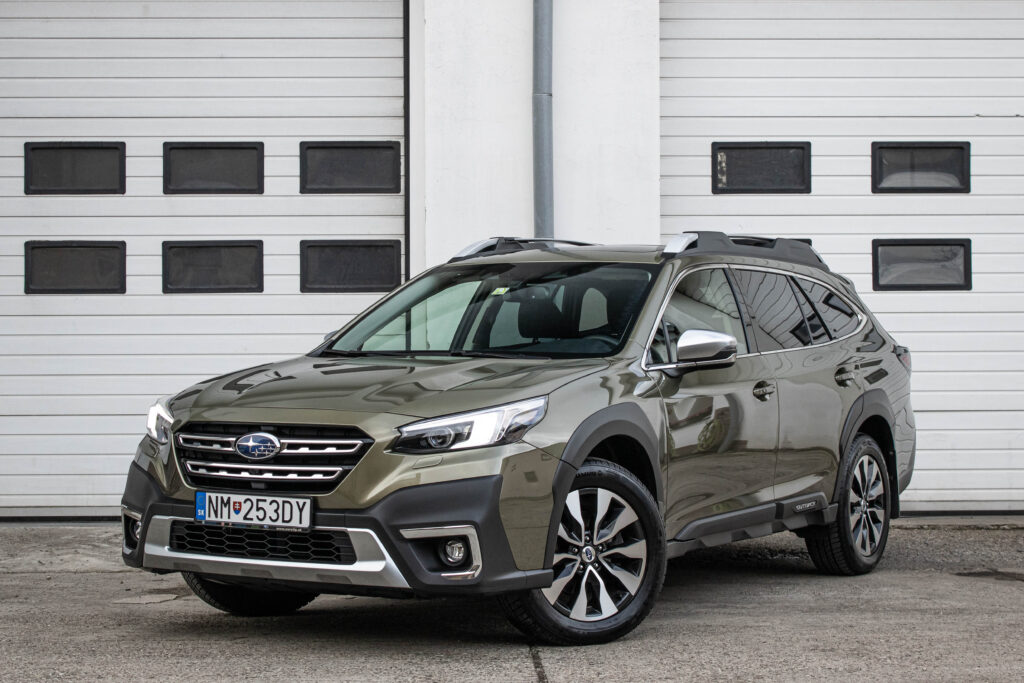 Subaru Outback 2.5i ES Premium AWD Lineartronic