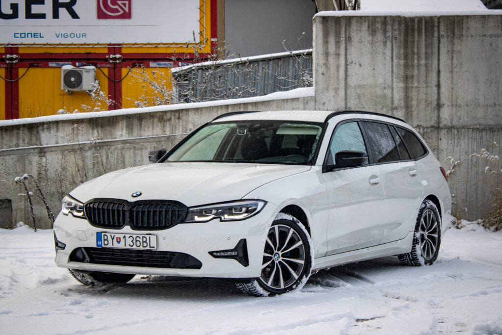 BMW Rad 3 Touring 320d mHEV  xDrive A/T