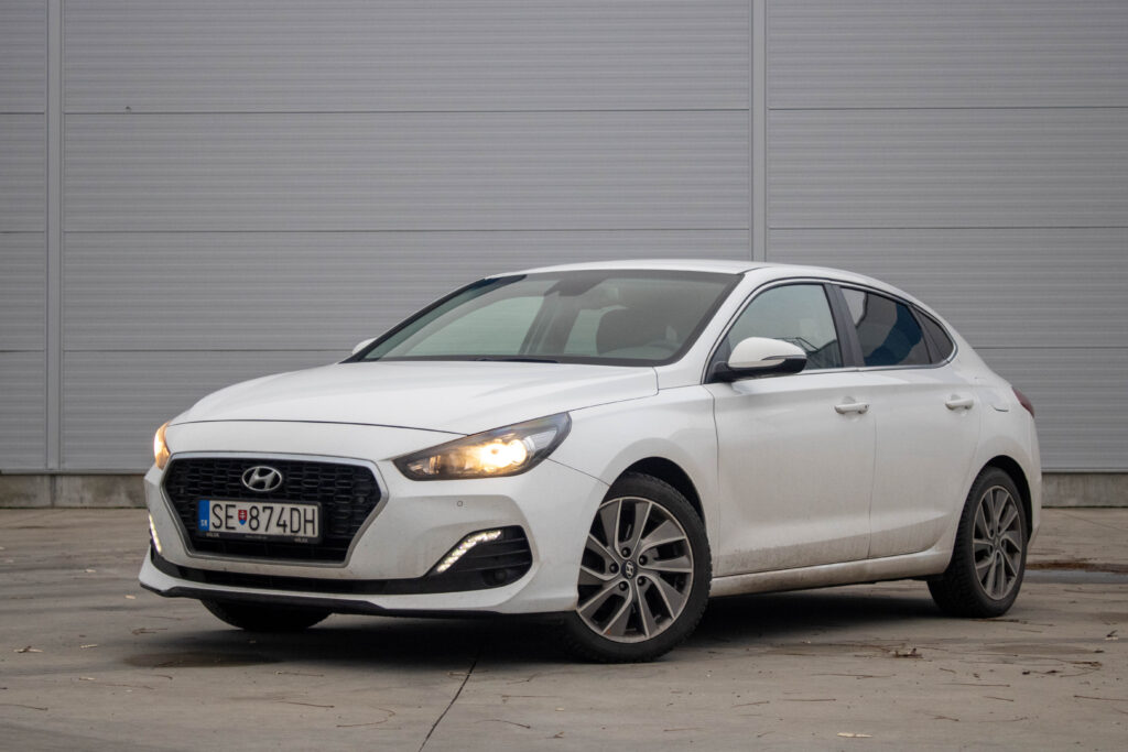 Hyundai i30 Fastback 1.4 T-GDi Family