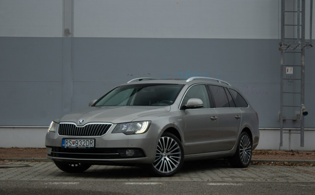 Škoda Superb Combi 3.6 FSI V6 4x4 L&K DSG