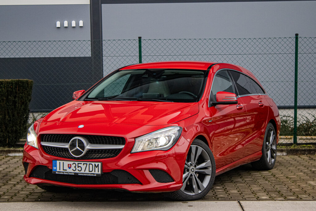 Mercedes-Benz CLA Shooting Brake SB 200 CDI AMG LINE 4matic