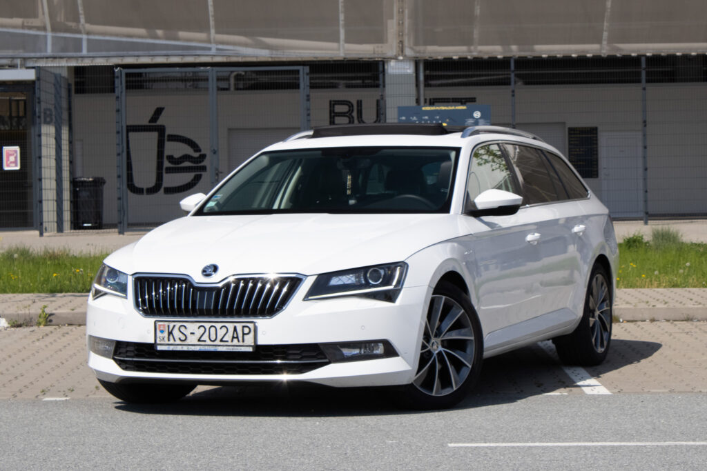 Škoda Superb Combi 2.0 TDI L&K DSG EU6