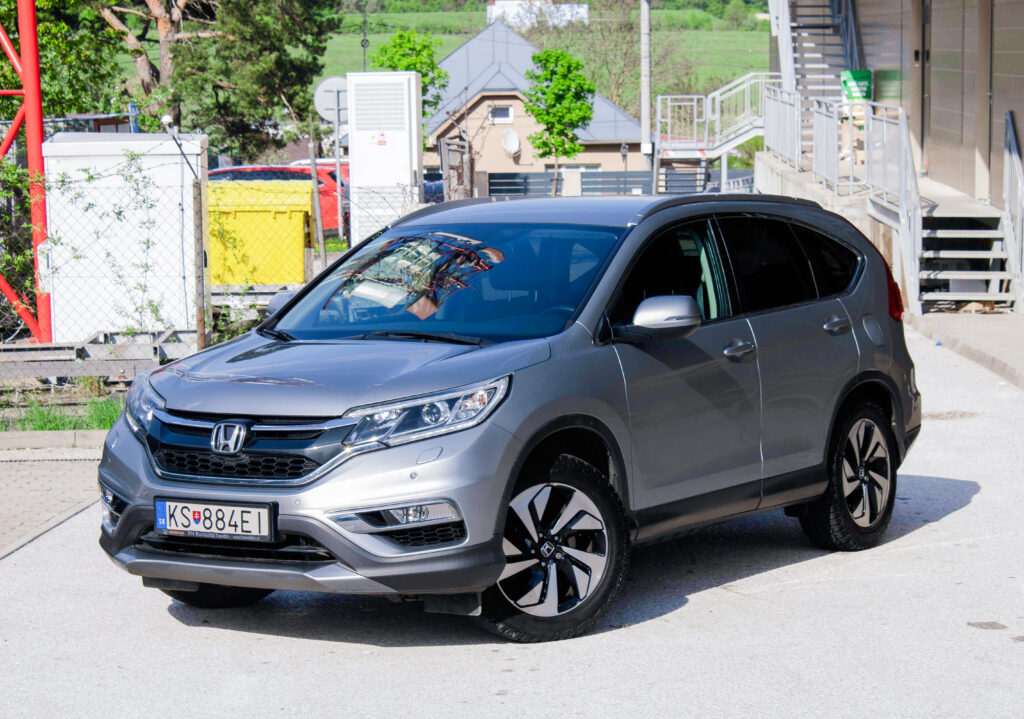 Honda CR-V 1.6 i-DTEC Lifestyle 4WD A/T so ZÁRUKOU 1rok/20 000km , aj na Splátky (financovanie rýchlo a výhodne)