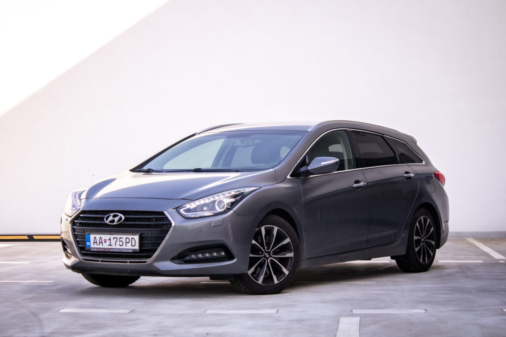 Hyundai i40 CW 1.7 CRDi HP Business A/T
